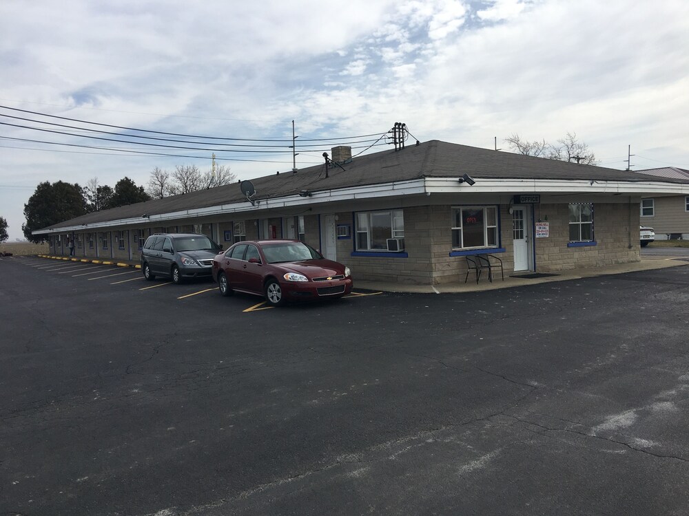 Kentland Motel - photo 19