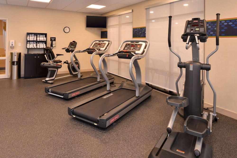 Hampton Inn Omaha Midtown Aksarben Area - photo 40