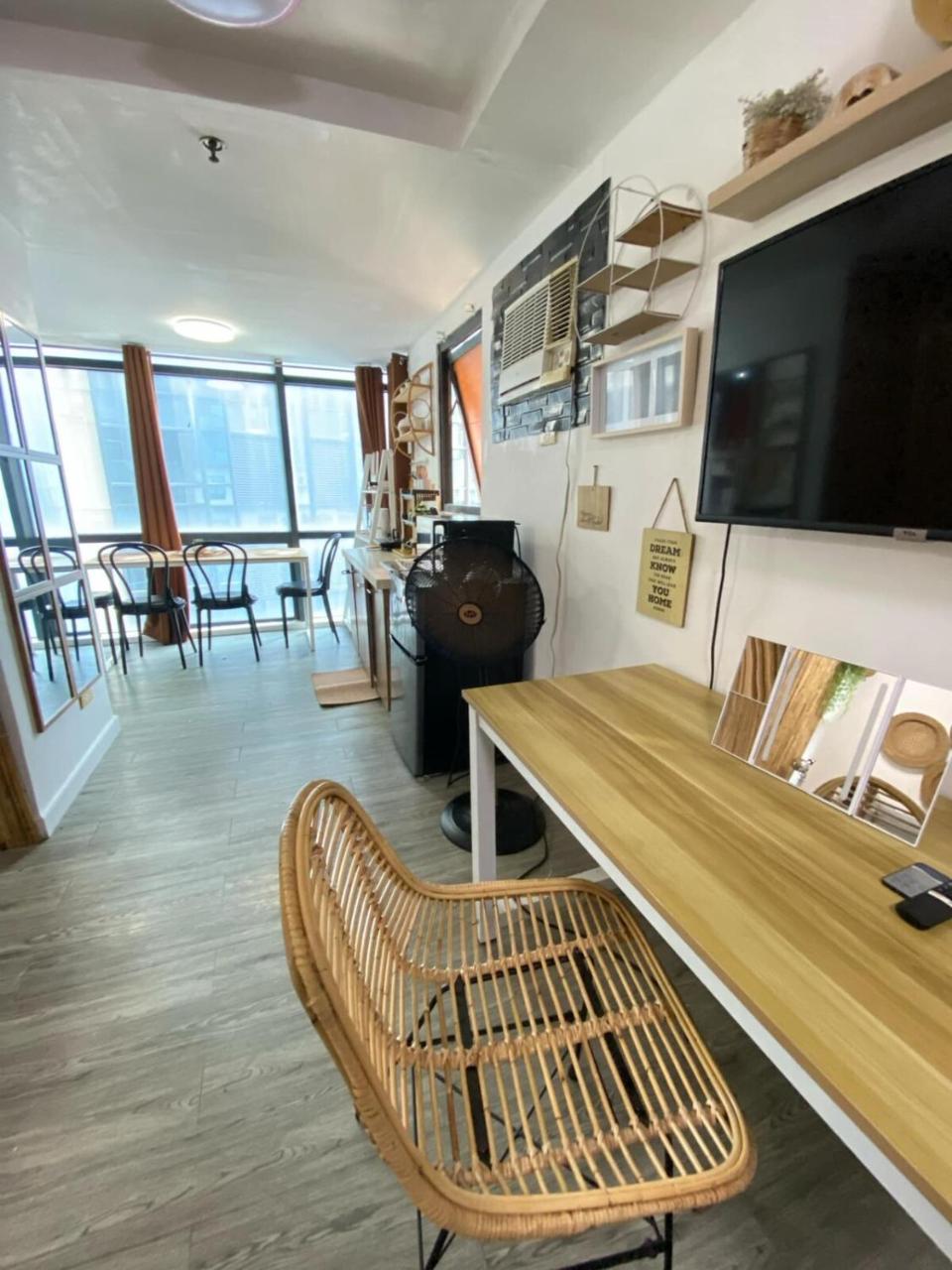 ADB Tower 1 bedroom with fast wifi and Netflix at Ortigas across Robinson's Galleria — 4-Star Luxury Hotel in Manila, Philippines