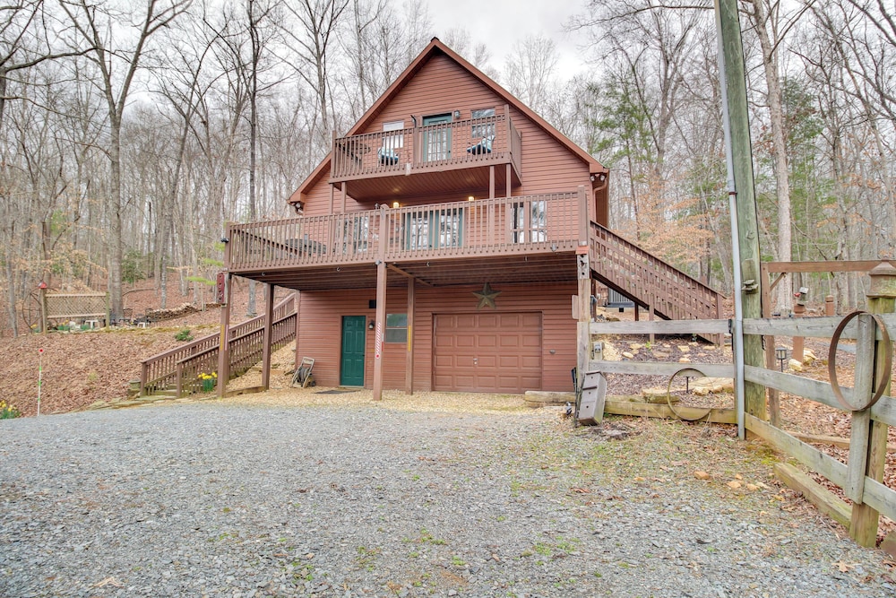 Ellijay Resort Cabin with Fire Pit Decks And Hot Tub - photo 22