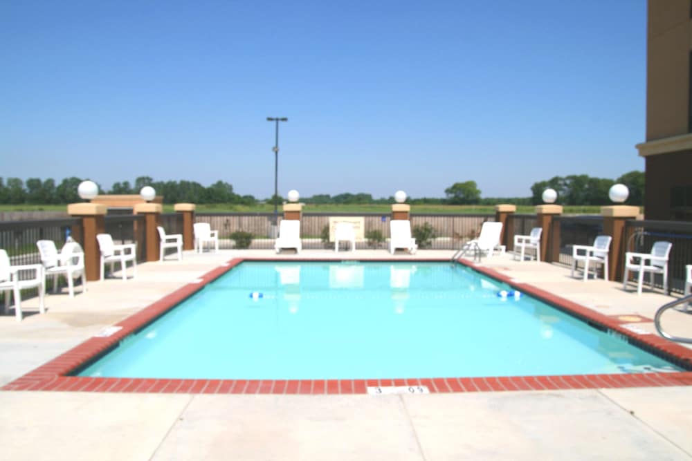 Hampton Inn Yazoo City - photo 15