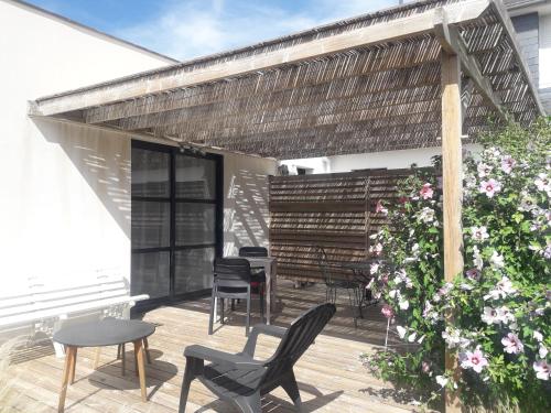 Vannes Studio Recent Au Calme in Vannes, France