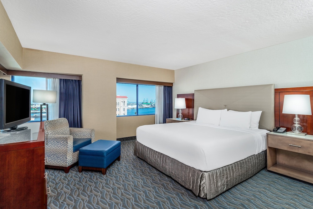 Crowne Plaza Los Angeles Harbor Hotel by IHG - photo 23