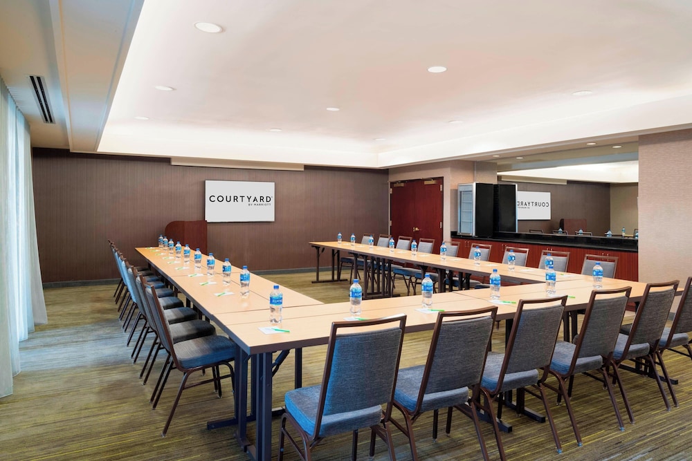 Courtyard by Marriott Princeton - photo 29