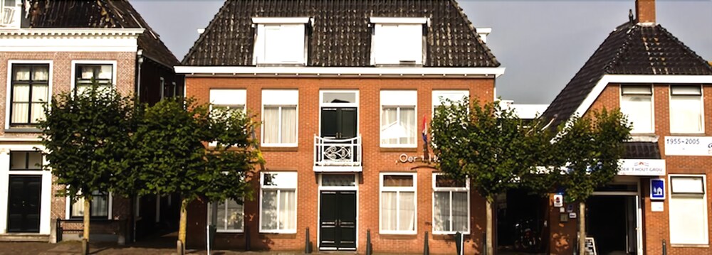 Herberg Oer 't Hout — hotel in Grou
