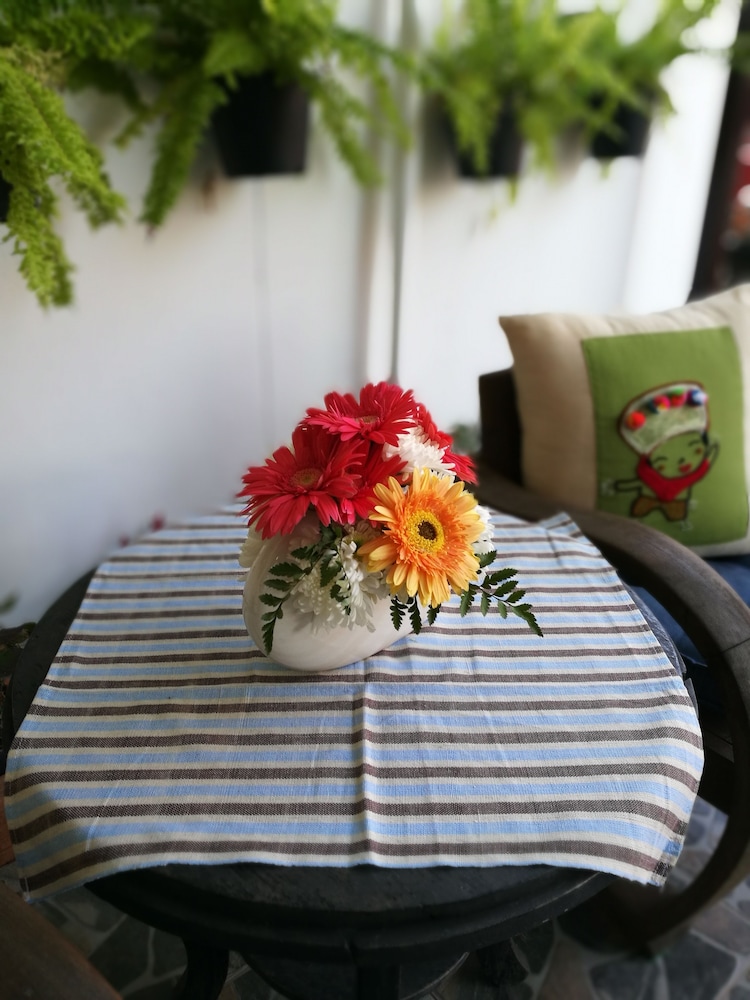 Retro At Phra Sing Guest House — 4-Star Luxury Hotel in Chiang Mai, Thailand