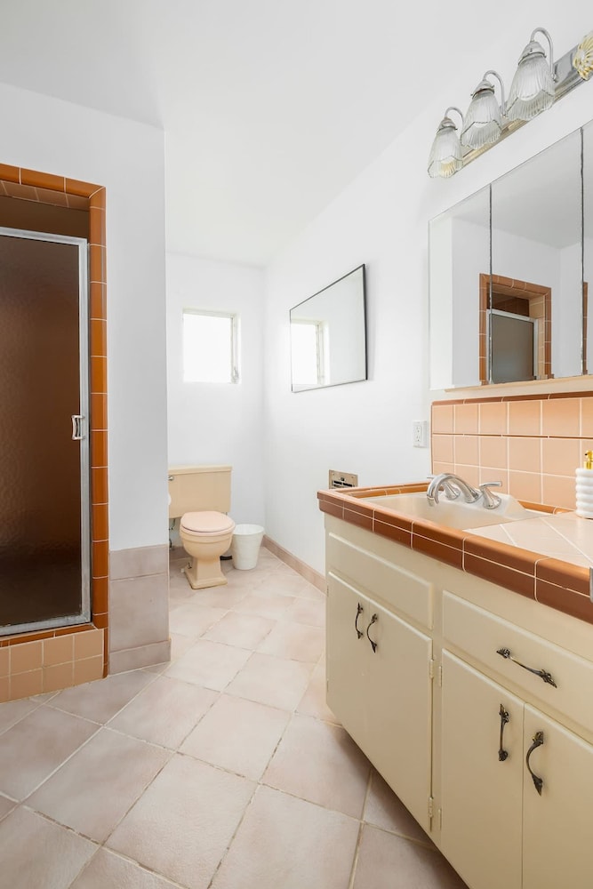 Spacious 2 Bed in Carlsbad — Carlsbad — photo 5