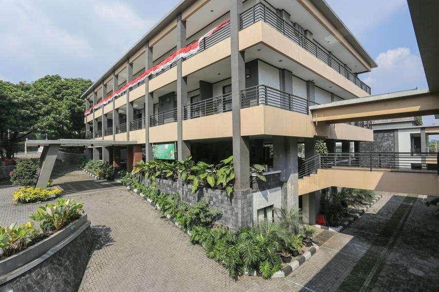 Grand Hani Hotel — Bandung — photo 2