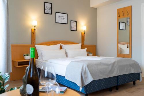 Weinstraße No 8 Einfach Gut Übernachten - carbon neutral hotel in Unknown City