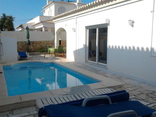 Vivenda Flandria with private pool Free Wifi Alvor in Alvor, Portugal