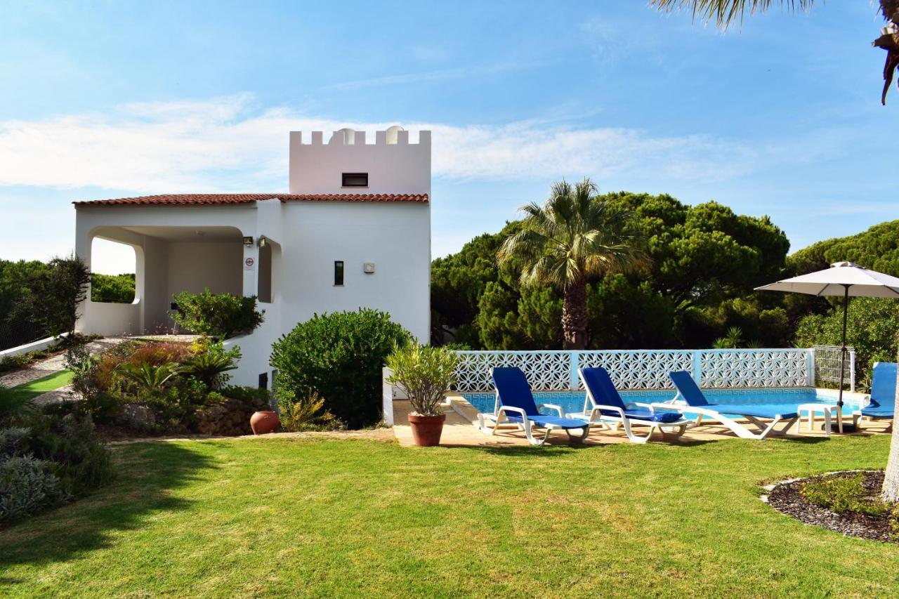 Vila Castelo — 4-Star Luxury Hotel in Almancil, Portugal