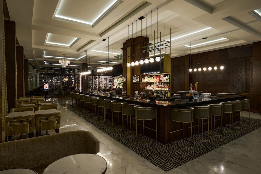 Chateau Grande Hotel - photo 5