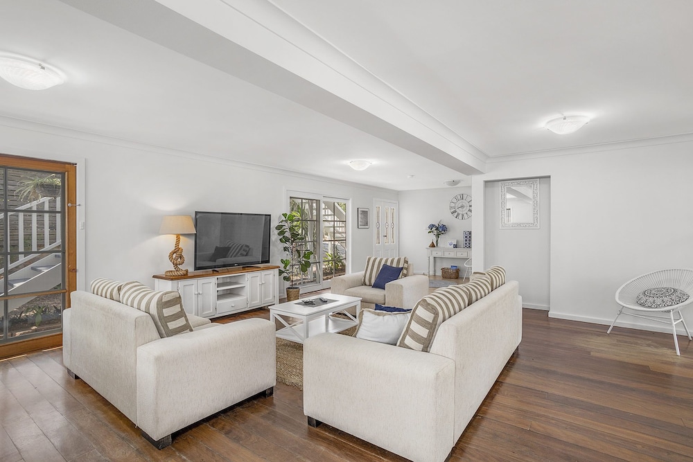 Nelson Street 14 in Nelson Bay, Australia