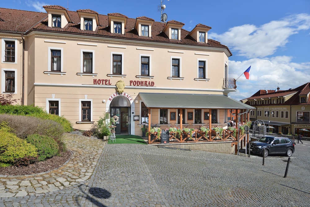 Hotel Podhrad — hotel in Hluboka Nad Vltavou