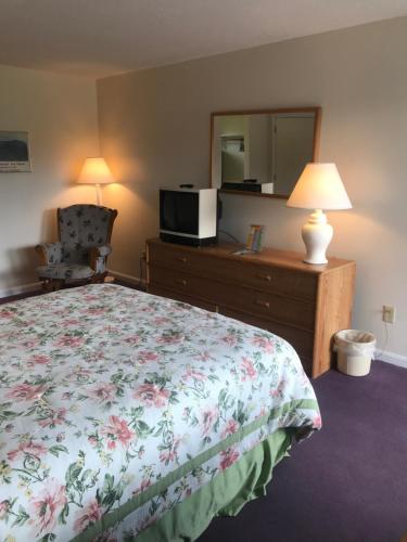 Four Seasons Motor Inn - photo 16