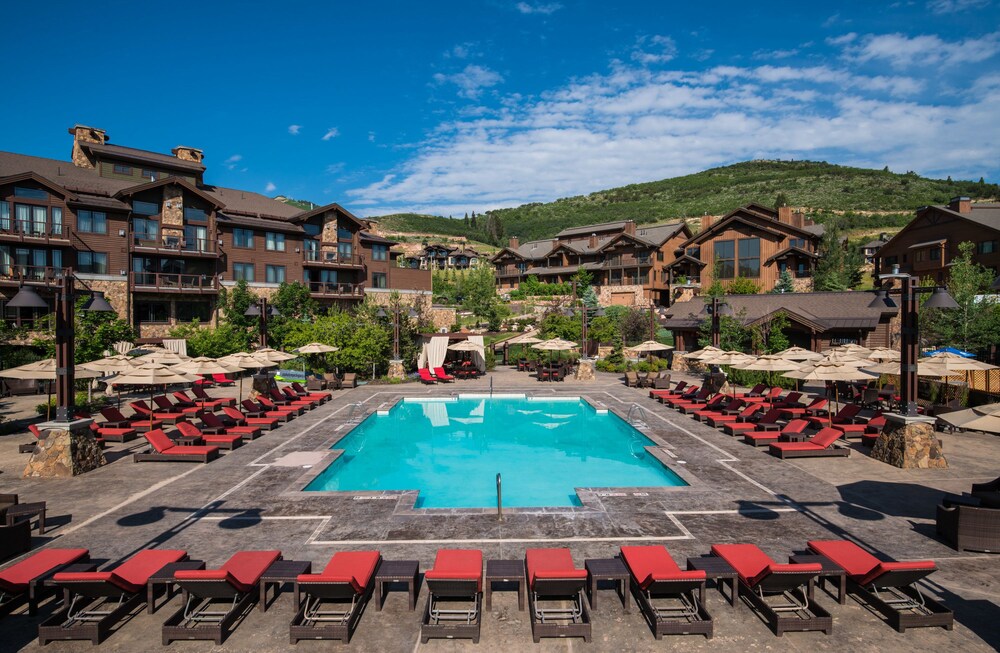 Waldorf Astoria Park City in Bridgeport, United States