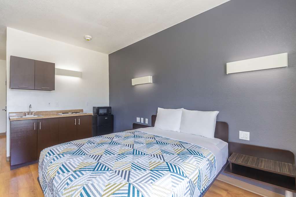 Motel 6 Laredo TX Airport - photo 7