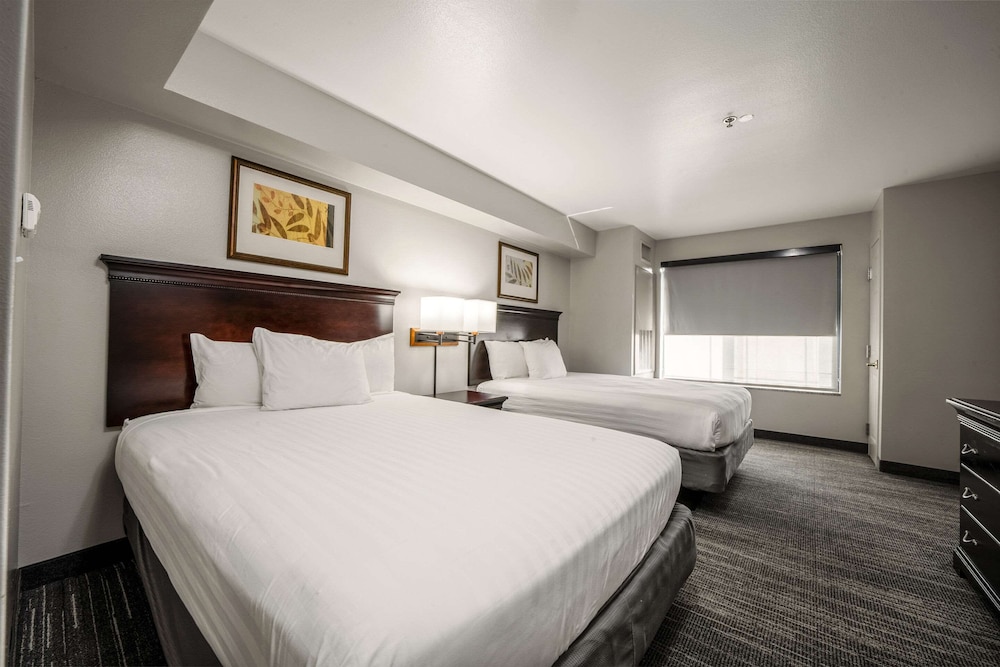 Country Inn & Suites by Radisson Ontario at Ontario Mills CA - photo 60