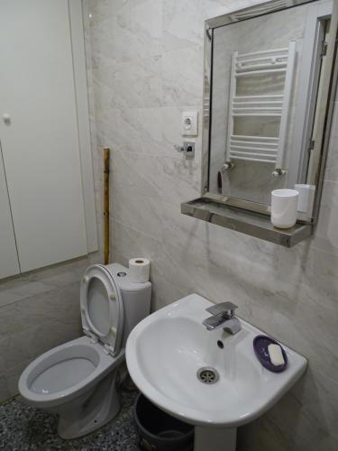 Vake Super Quiet and Comfy Apartment with a Yard