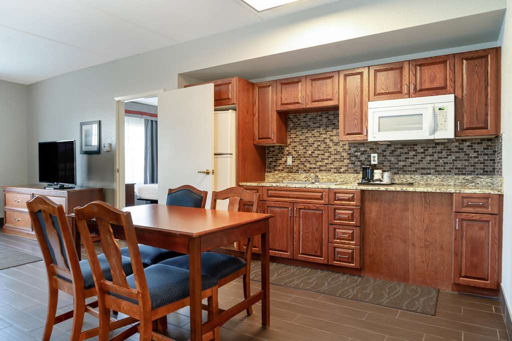 Best Western Executive Inn & Suites - photo 11