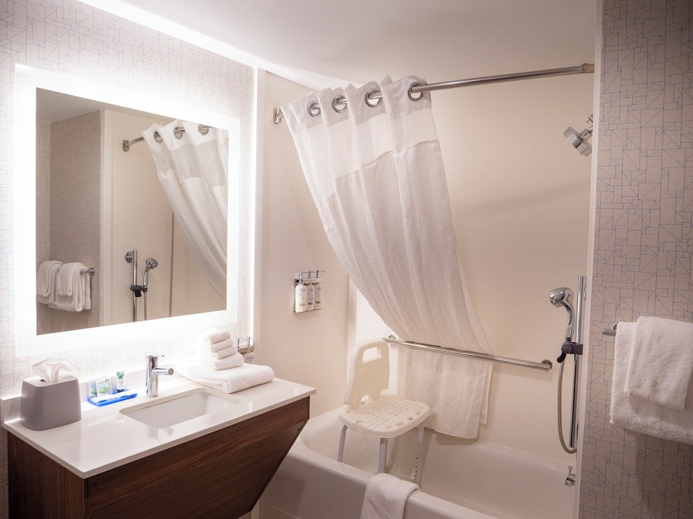 Holiday Inn Express & Suites Greenville Airport by IHG - photo 34