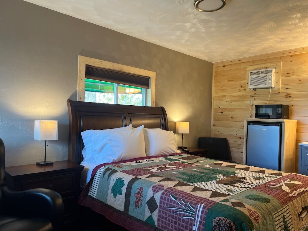 Cedars Motel - photo 10