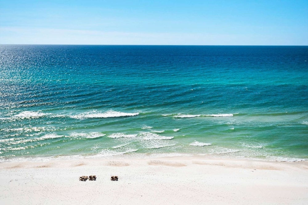 Majestic Beach Tower II 2 Bedroom Apartment - photo 22