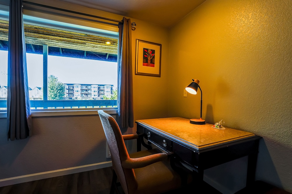 Coast River Inn by OYO Seaside - photo 63