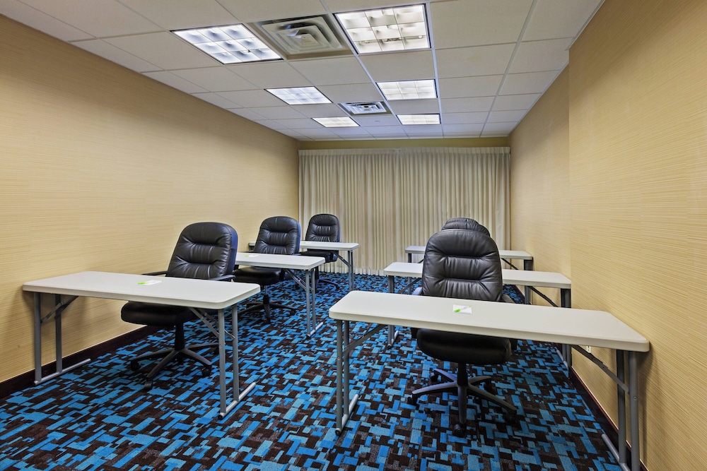 Fairfield Inn and Suites by Marriott Austin Northwest Domain - photo 22