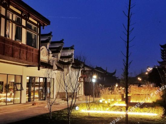 Huali Hotel - last minute hotel in Chongqing