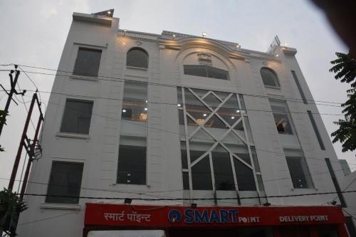 Hotel The Divine Cloud By IHCS Group in Aligarh, India