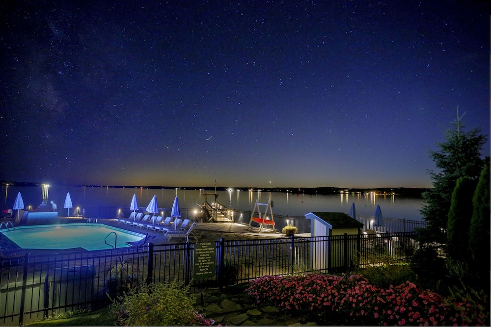 Spruce Point Inn - photo 77