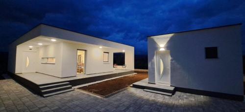 Good vibes - last minute hotel in Rogoznica