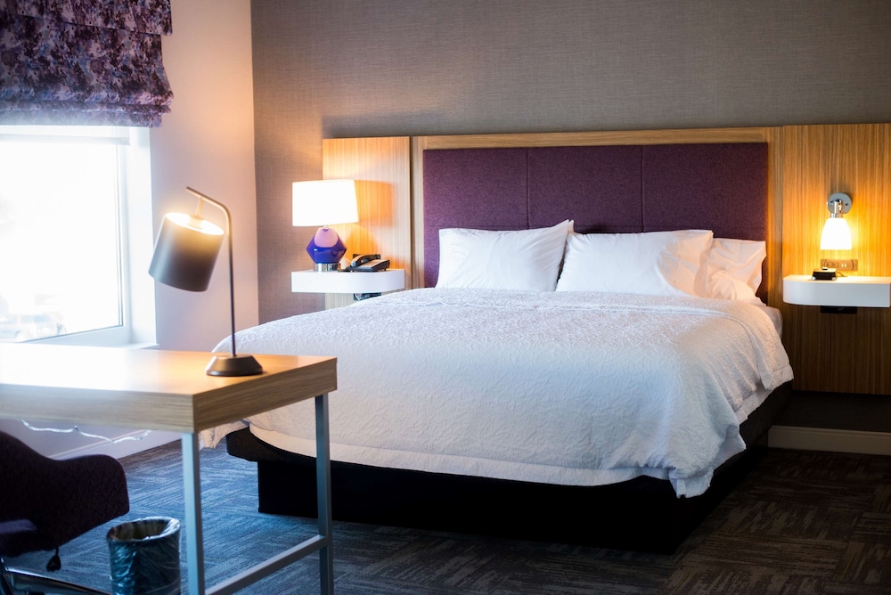 Hampton Inn & Suites by Hilton Warrington Horsham - photo 23