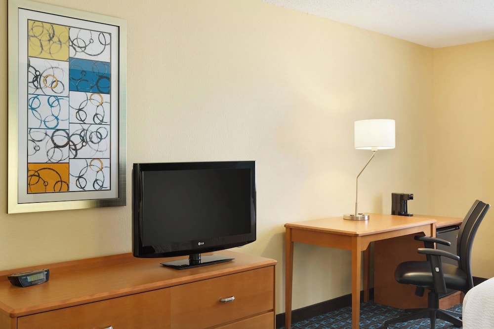 Fairfield Inn & Suites Colorado Springs Air Force Academy - photo 9