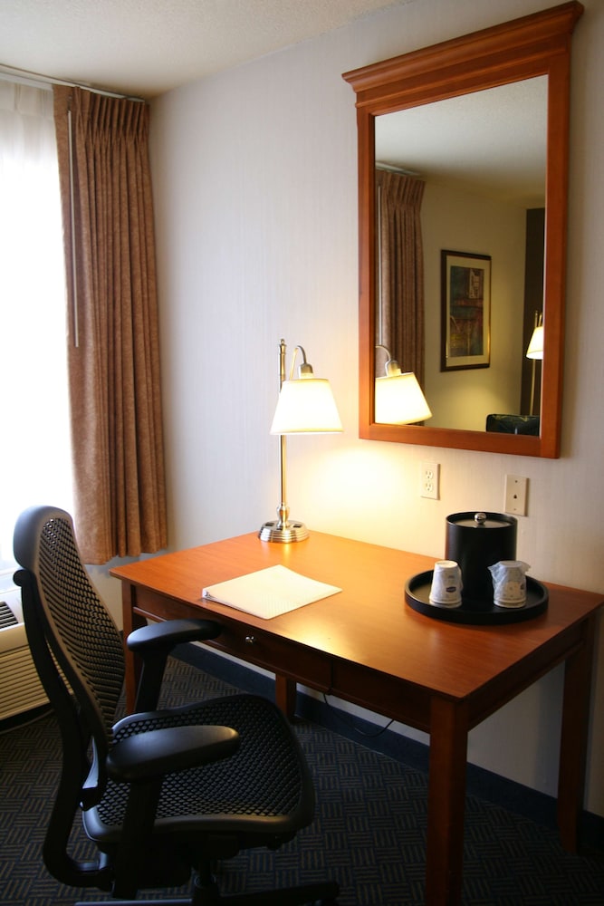 Hampton Inn San Marcos CA - photo 13