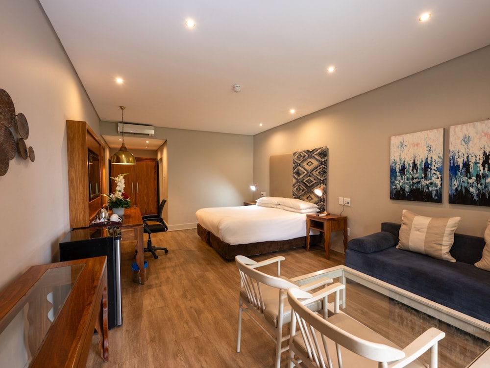 ANEW Resort Hunters Rest Rustenburg — 4-Star Luxury Hotel in Rustenburg, South Africa