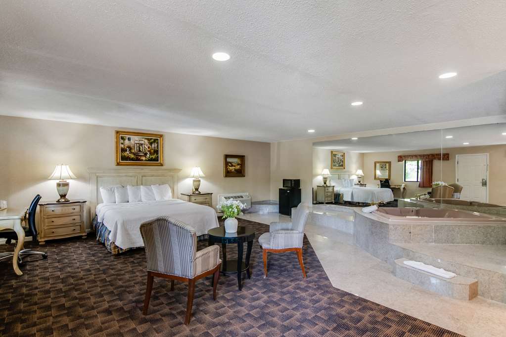 Americas Best Value Inn Torrington CT - photo 28