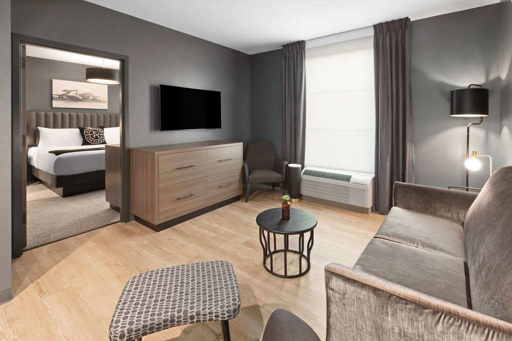Riverbend Hotel and Suites Trademark Collection by Wyndham - photo 24
