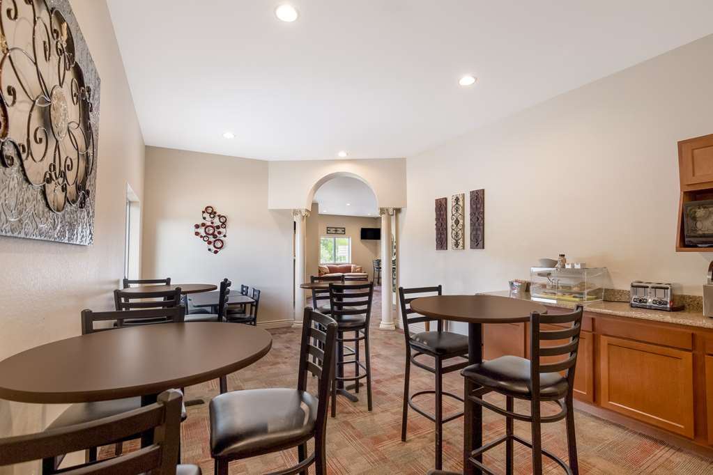 SureStay Hotel by Best Western Whittington Rend Lake - photo 5