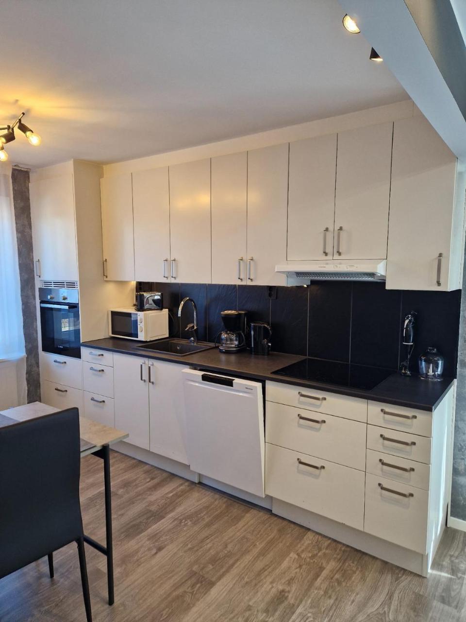 Modernt gästhus på 90 m2 för upp till 8 personer in Vaestervik, Sweden