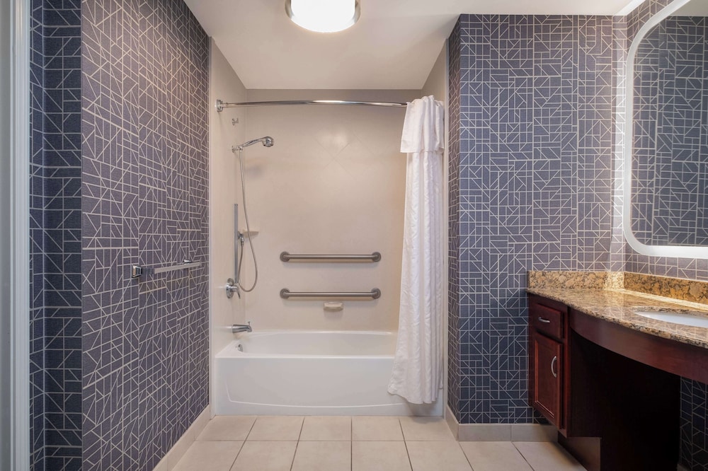 Homewood Suites Medford - photo 31