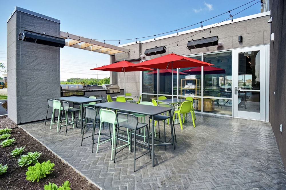Home2 Suites by Hilton Terre Haute - photo 38