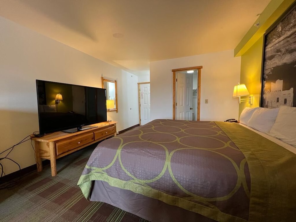 Super 8 by Wyndham Powell - photo 18