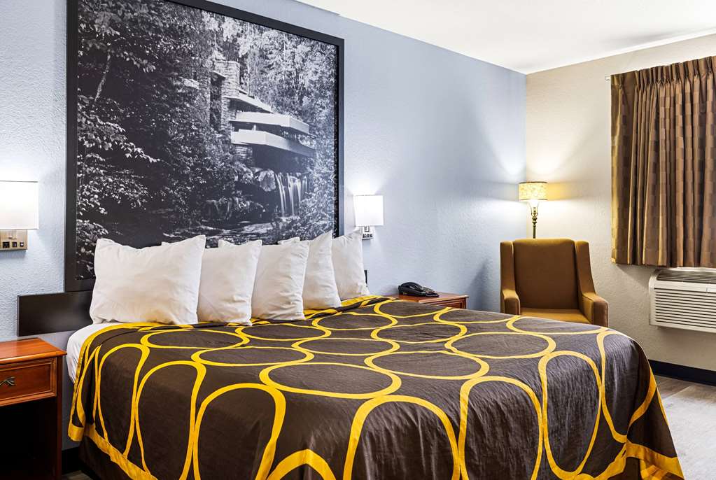 Super 8 by Wyndham Pittsburgh Monroeville - photo 30