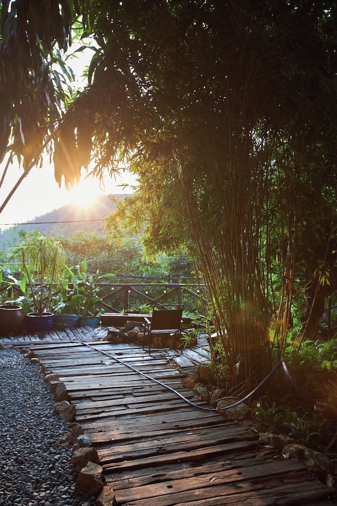 Ha Long May5 - carbon neutral hotel in Ha Long