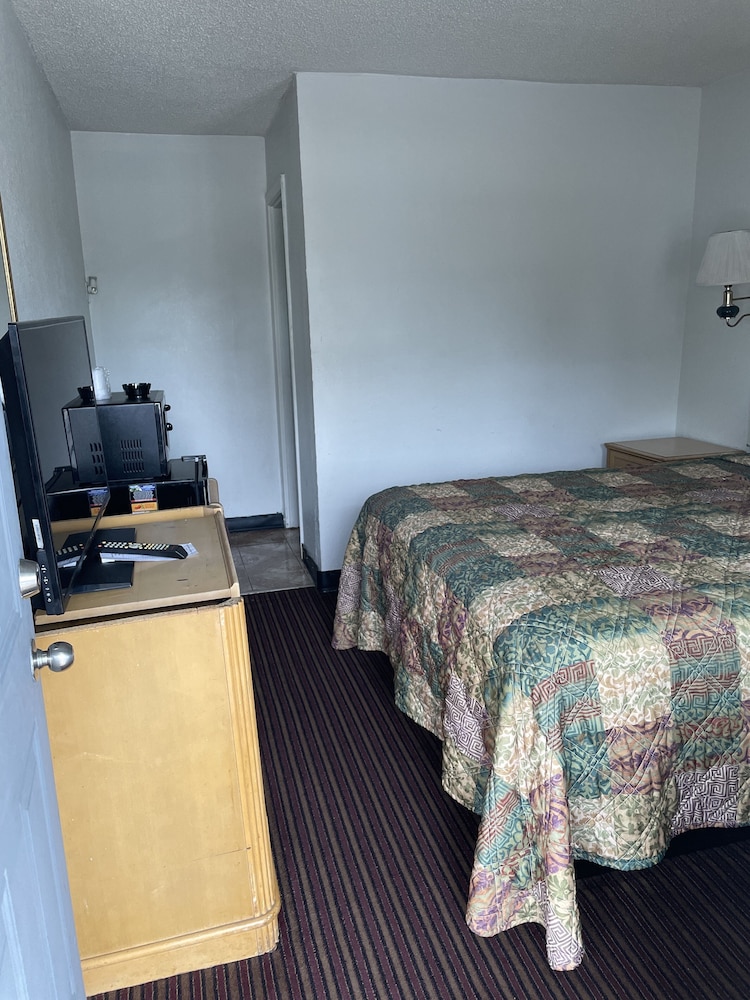 American Inn Motel - photo 10
