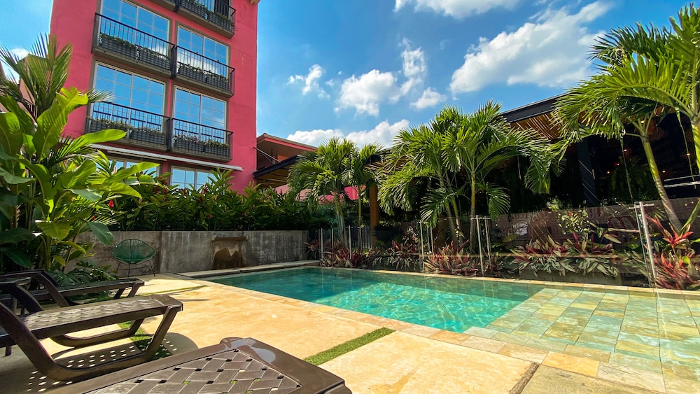Rossa Palma - carbon neutral hotel in Cali