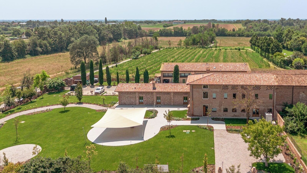 Casale Riversa - last minute hotel in Poncarale