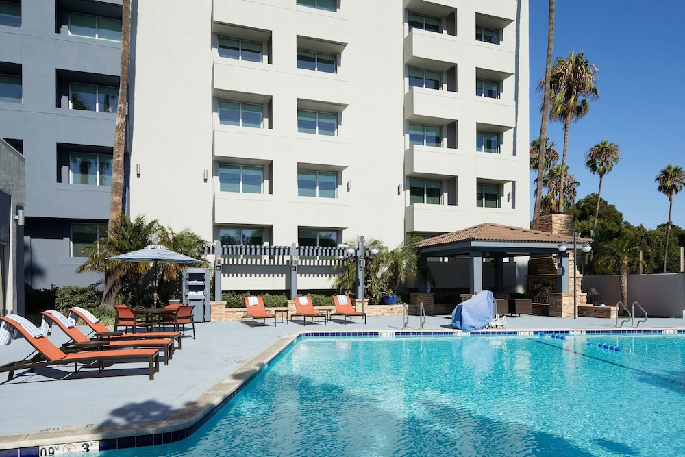Four Points by Sheraton Los Angeles Westside - photo 21